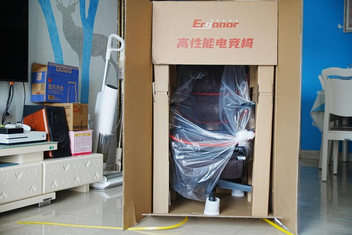 电竞工学椅选购指南功能材质都拉满就是不一